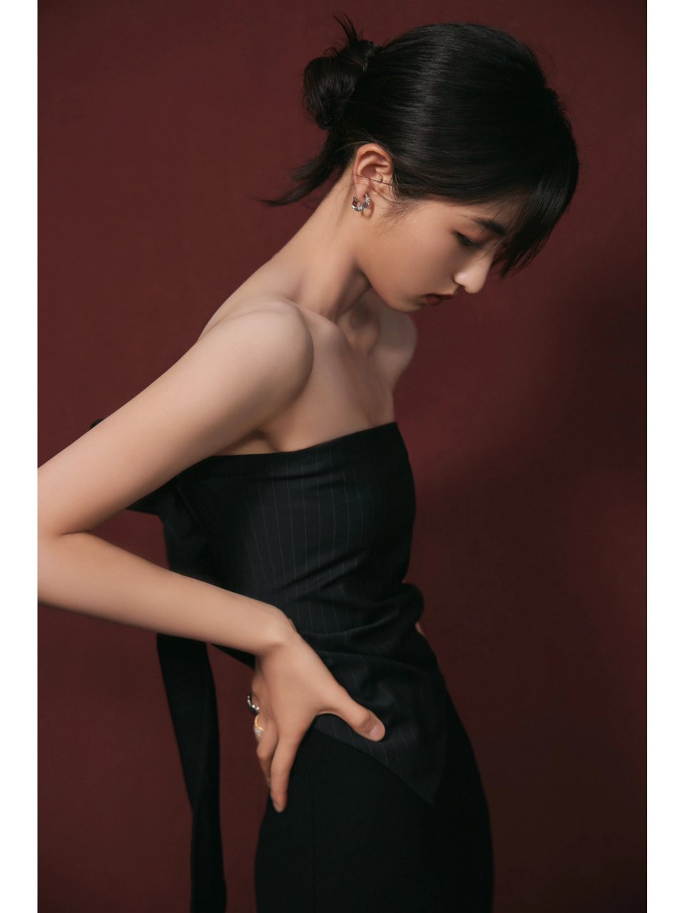 张子枫首位00后影后!