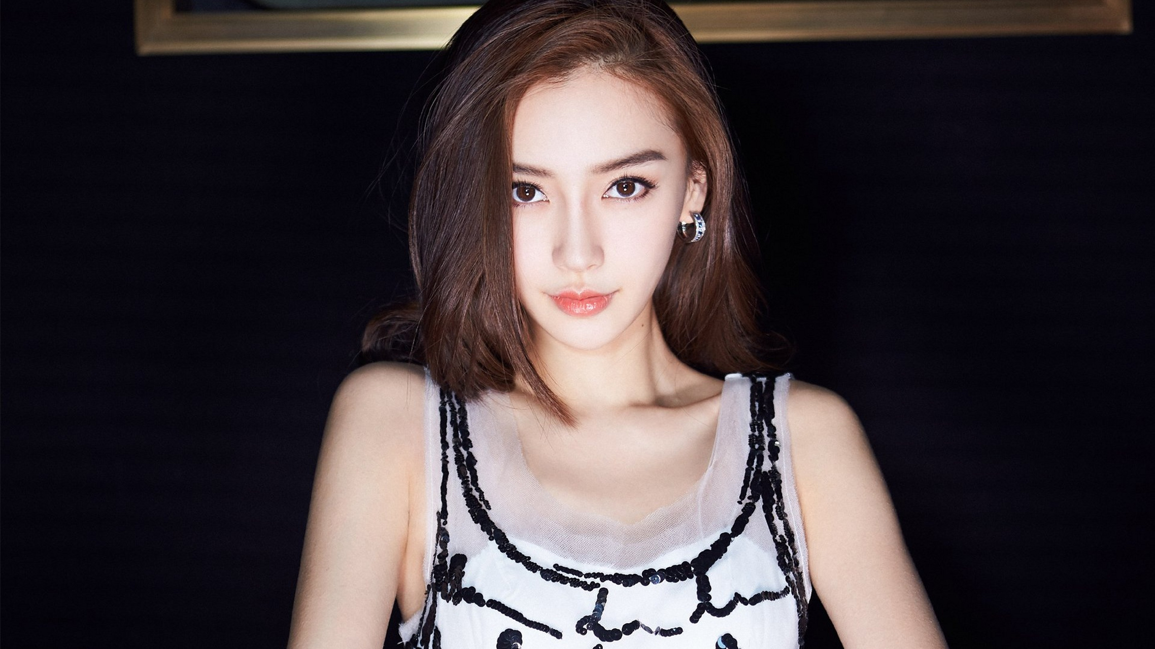 3月14日,杨颖在內娱沉寂了一段时候后,再上热搜