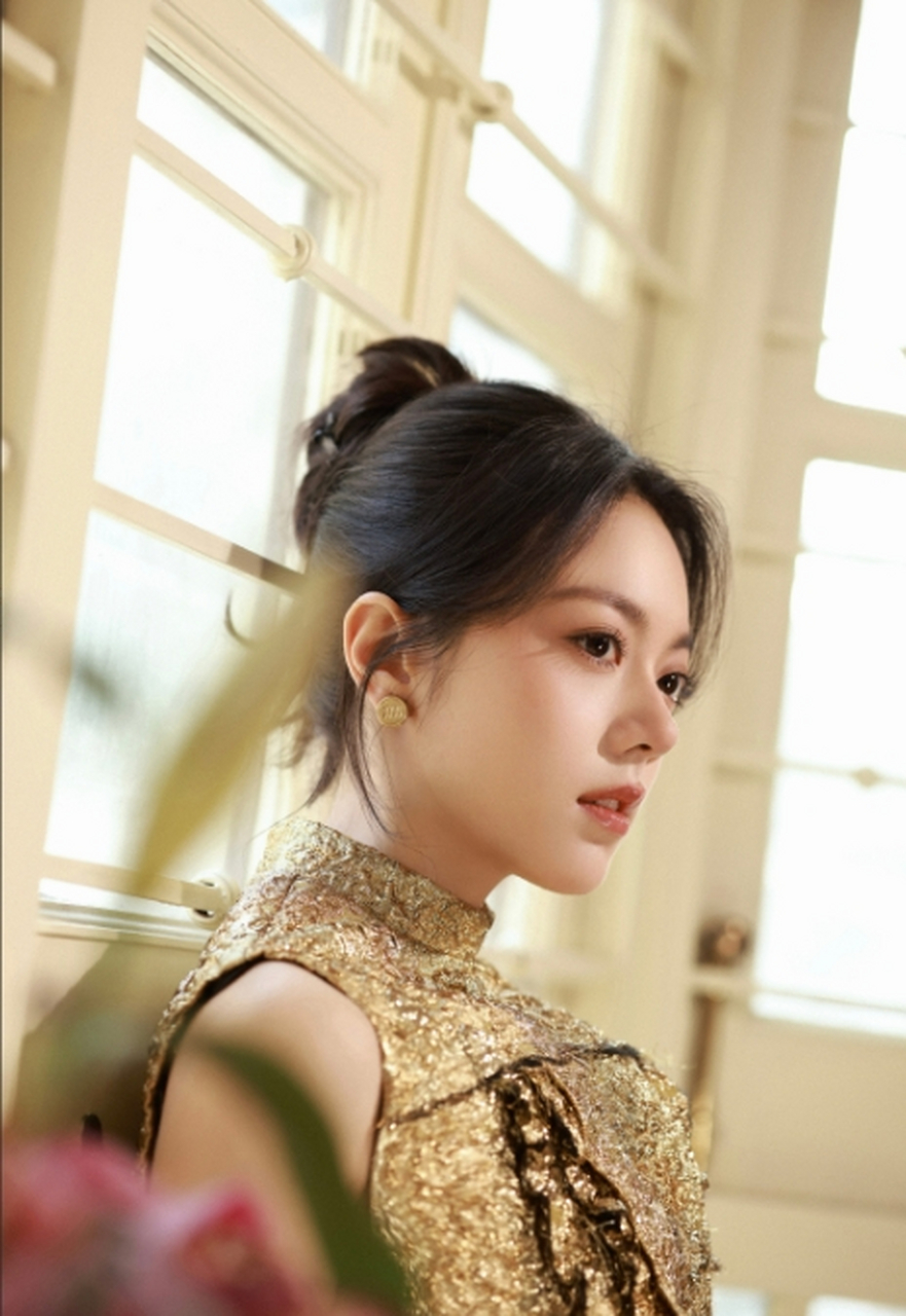 她长大了,而且还是好美宝宝~~@赵今麦