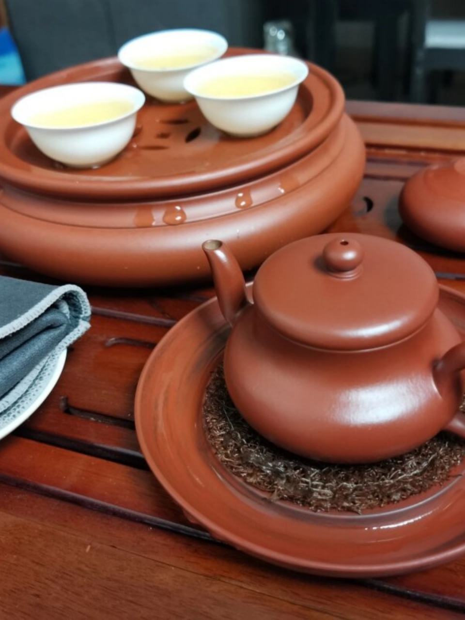 喝茶流水日常657  今天又是悠闲自在的喝茶时光98,一杯清茶在手