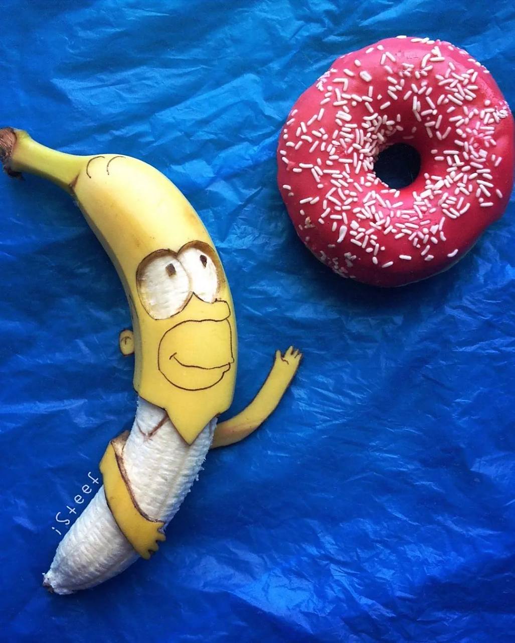 创意拉满,香蕉也可以很好玩 布鲁舍用香蕉来制作创意作品,是在几年前