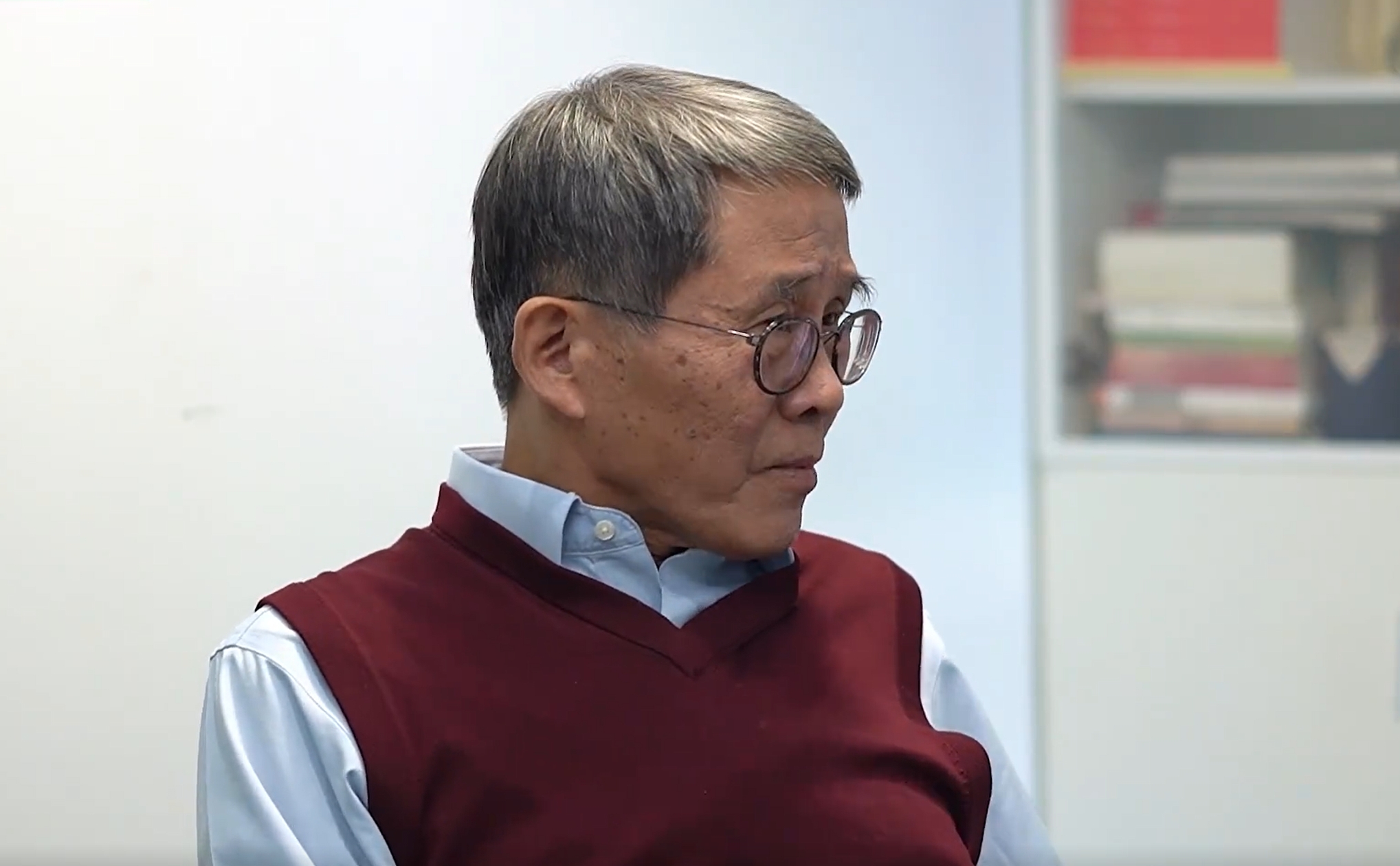 为什么大学生不快乐?清华大学教授甘阳称:大学越来越像工厂