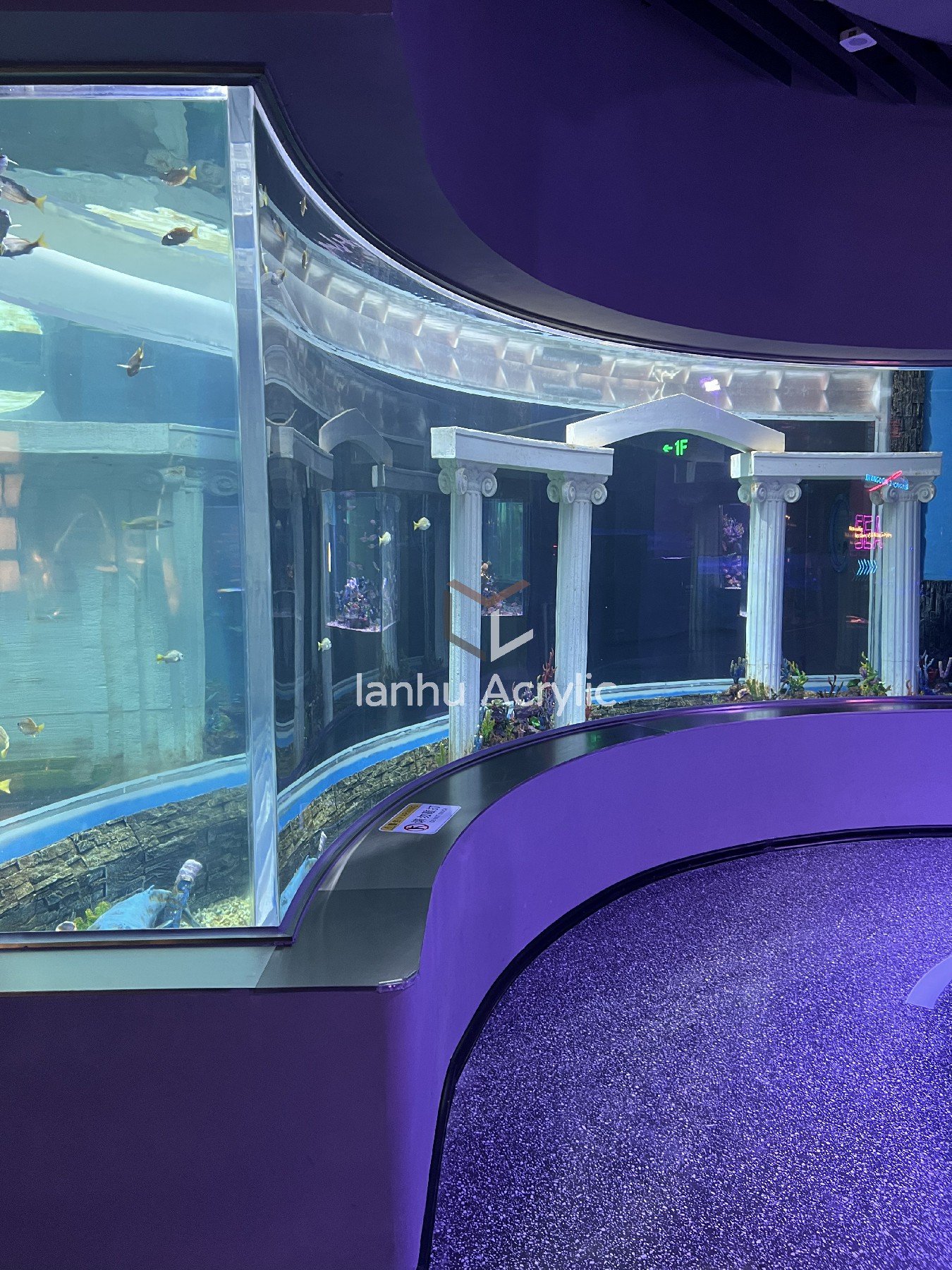 异形亚克力鱼缸定制方法