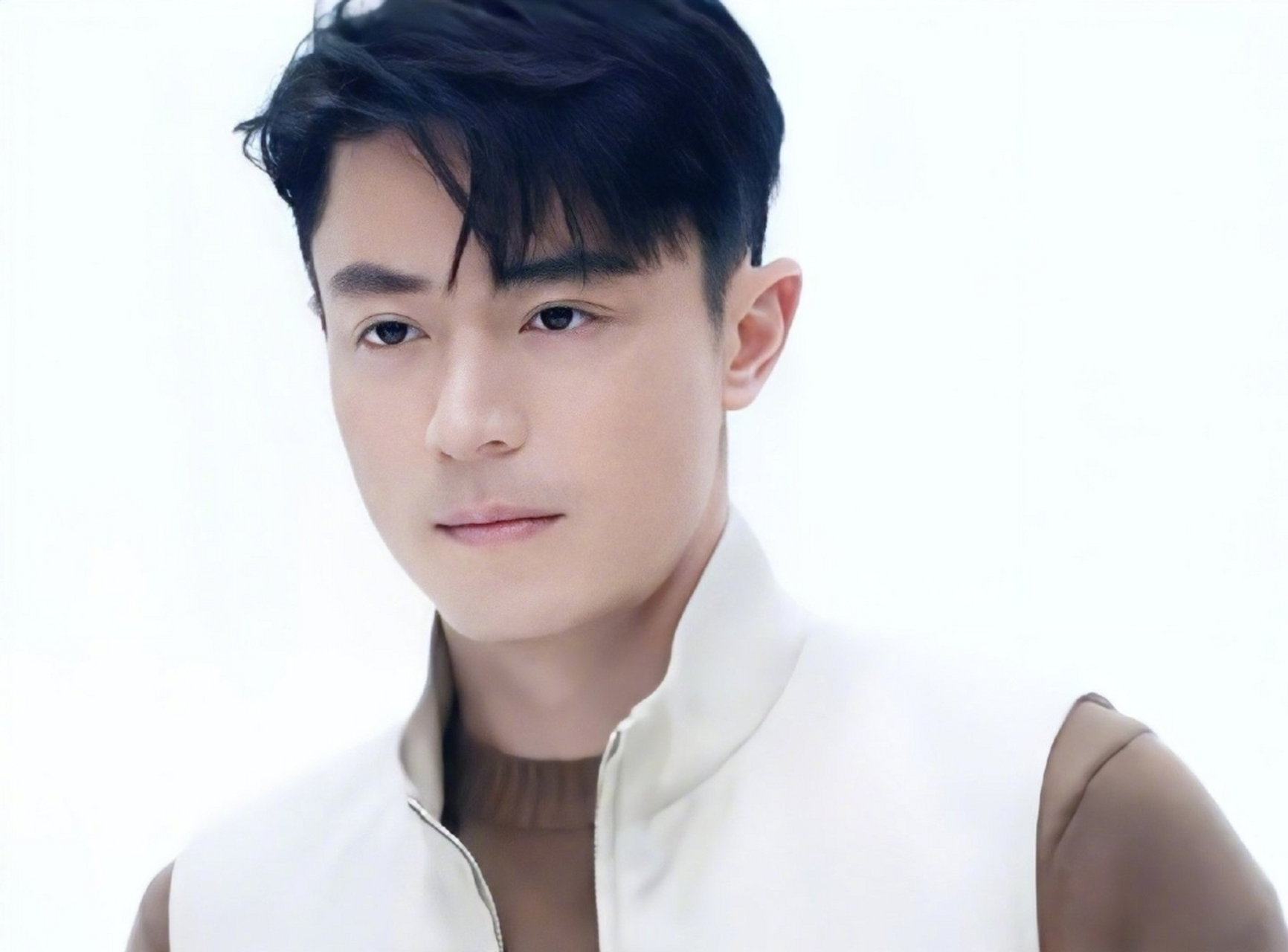 44岁霍建华新剧状态,保养的不错,归来还是大帅哥.