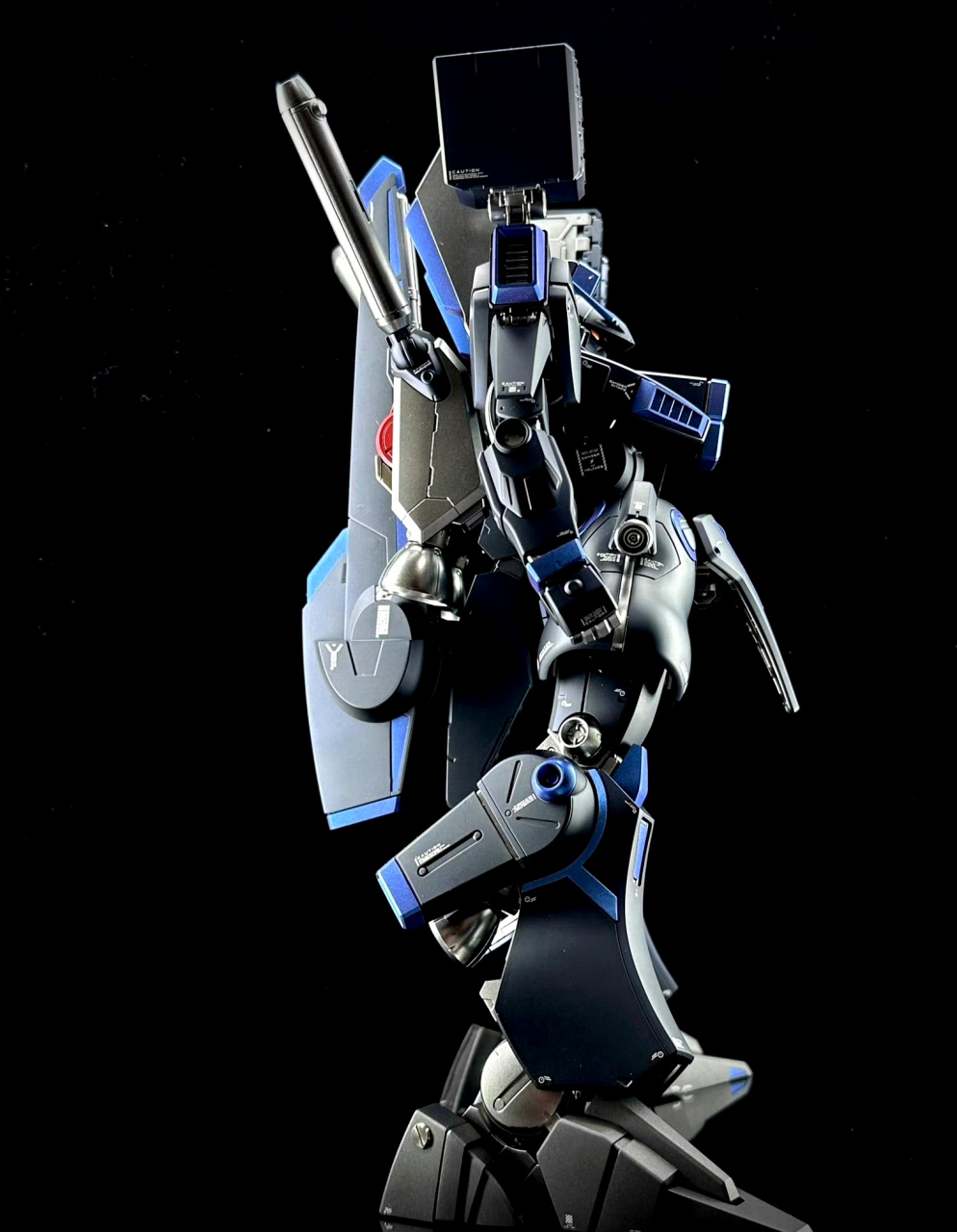 模型欣赏:机动战士高达 高达mk-5,机体出自《高达前哨战》,是奥古斯塔