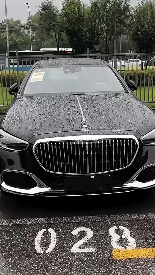 今日车型奔驰s迈巴赫极致奢华