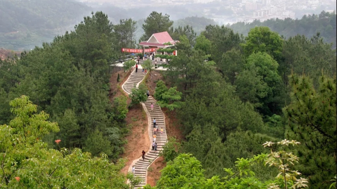 梅州百岁山景区图片