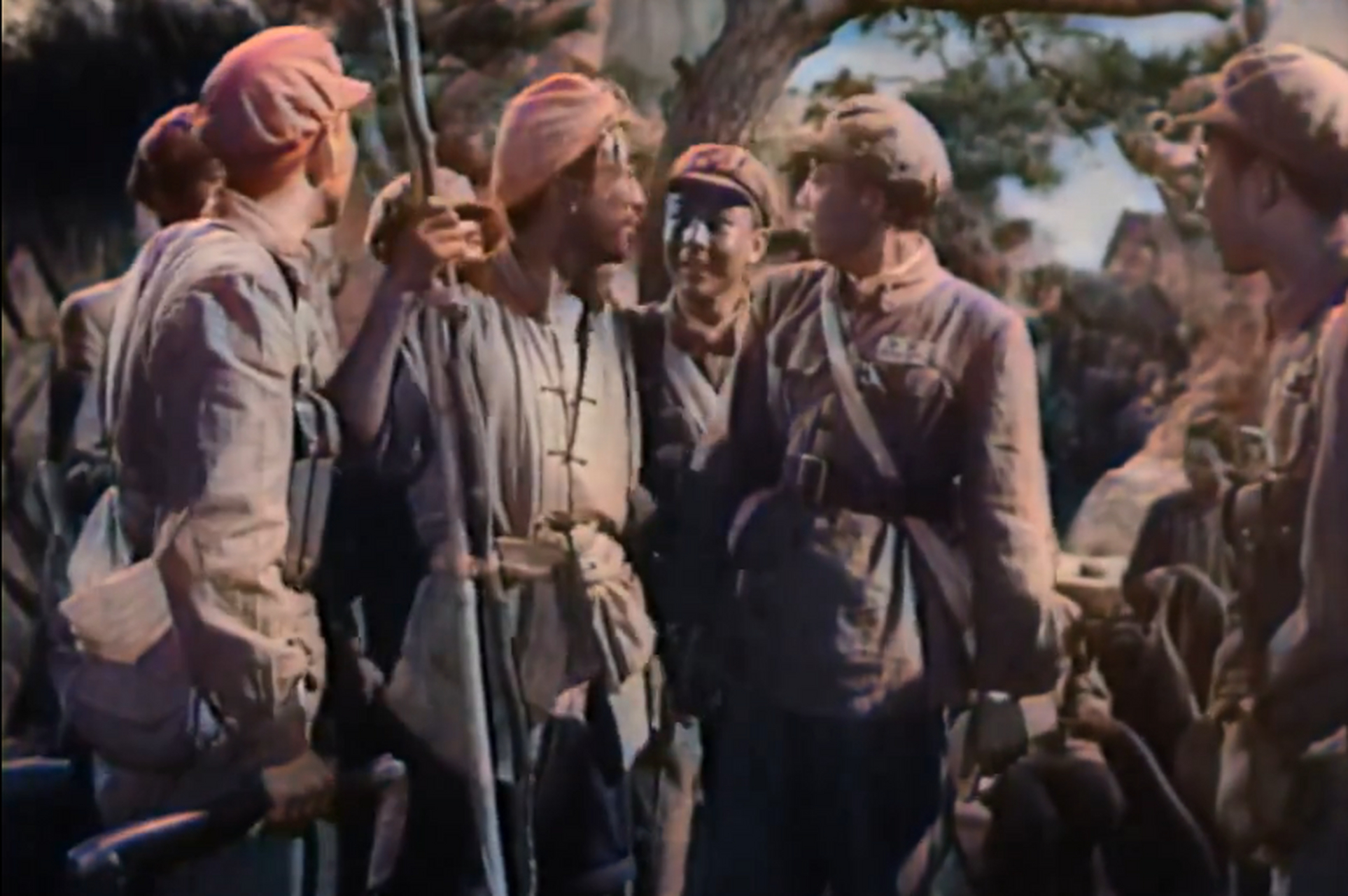 《智取华山》带你穿越历史,一睹解放军英勇风采与华山的绝美风光.