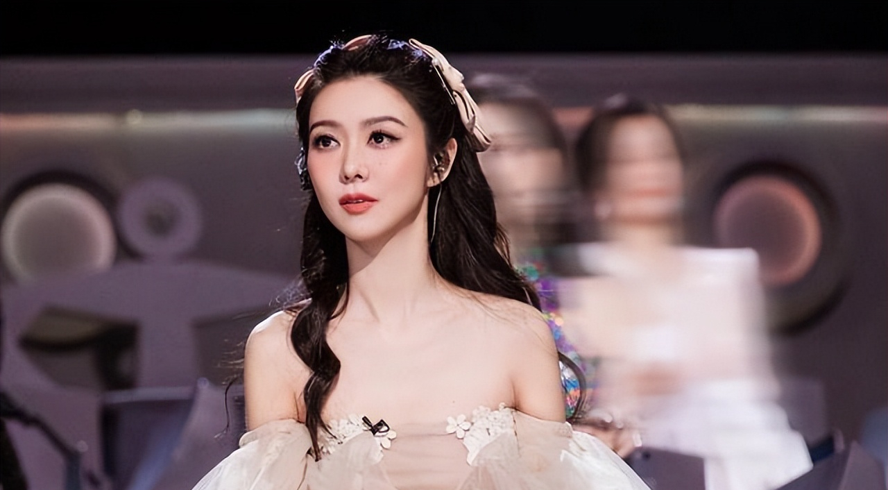 回顾演员江一燕:娱乐圈中的"顶级绿茶",现如今惨败退圈!