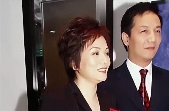 回顾周正毅直言将超越李嘉诚入狱16年赚30亿现状如何