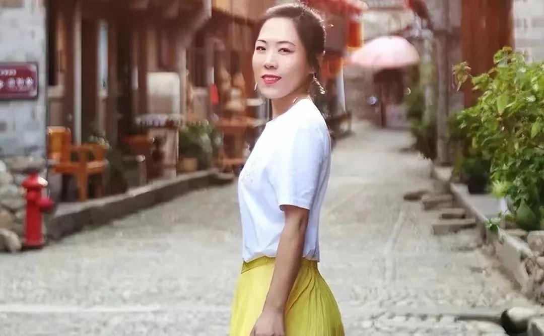 回顾说世界那么大我想去看看的女老师如今现状如何