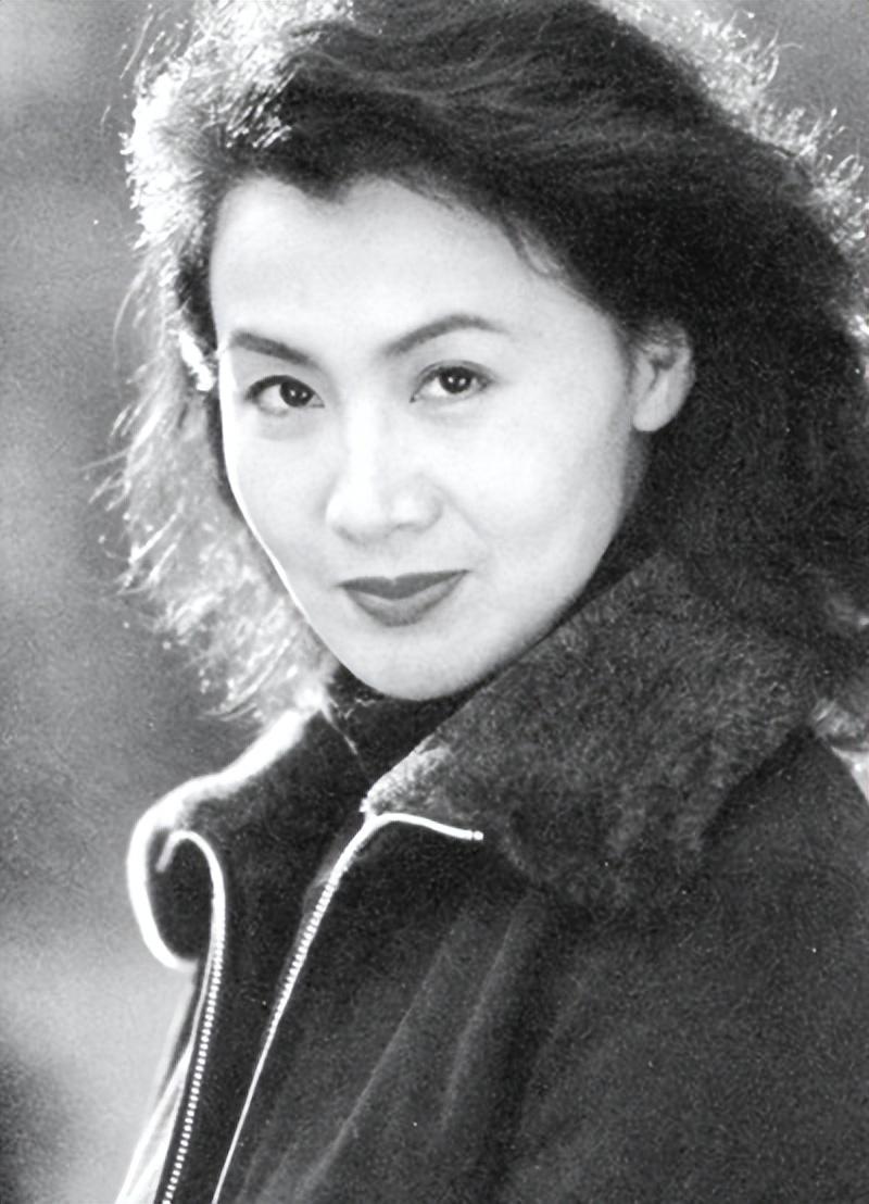 回顾李媛媛为腹中孩子拒绝治癌生下孩子丈夫至今未娶