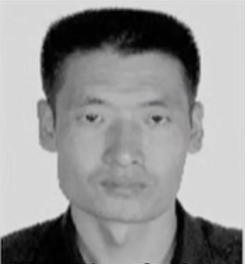 原来,何明明曾在浙江做过厨师,于来友是他的师傅,何明明很听他的话