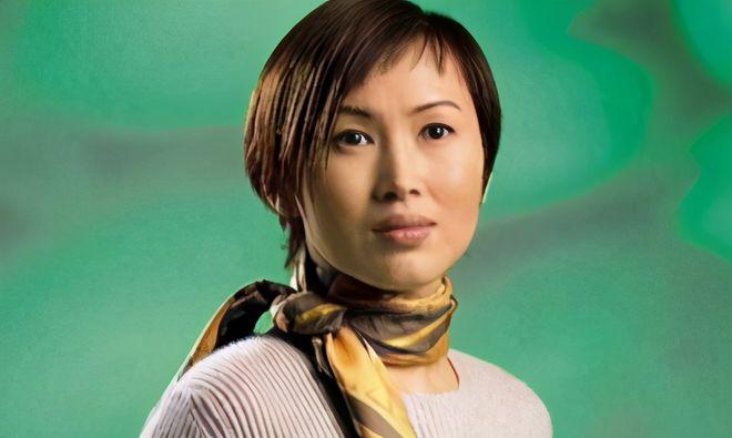 回顾亚视一姐陈秀雯被渣男骗走3000多万如今61岁老得认不出