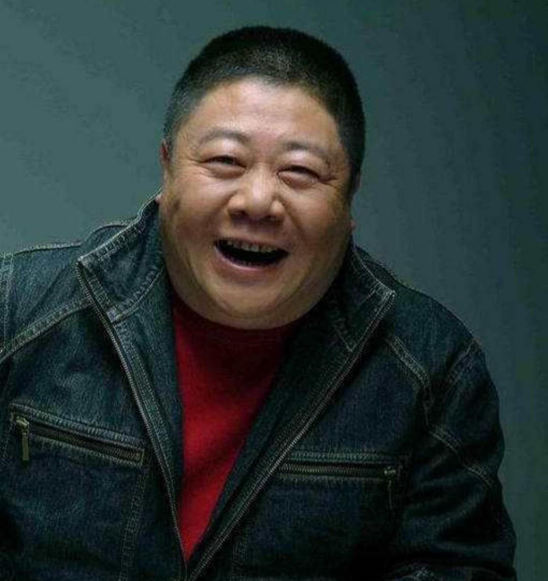 回顾"酒桶大师"刘金山:打保安,睡垃圾桶,"喝酒"差点毁了我