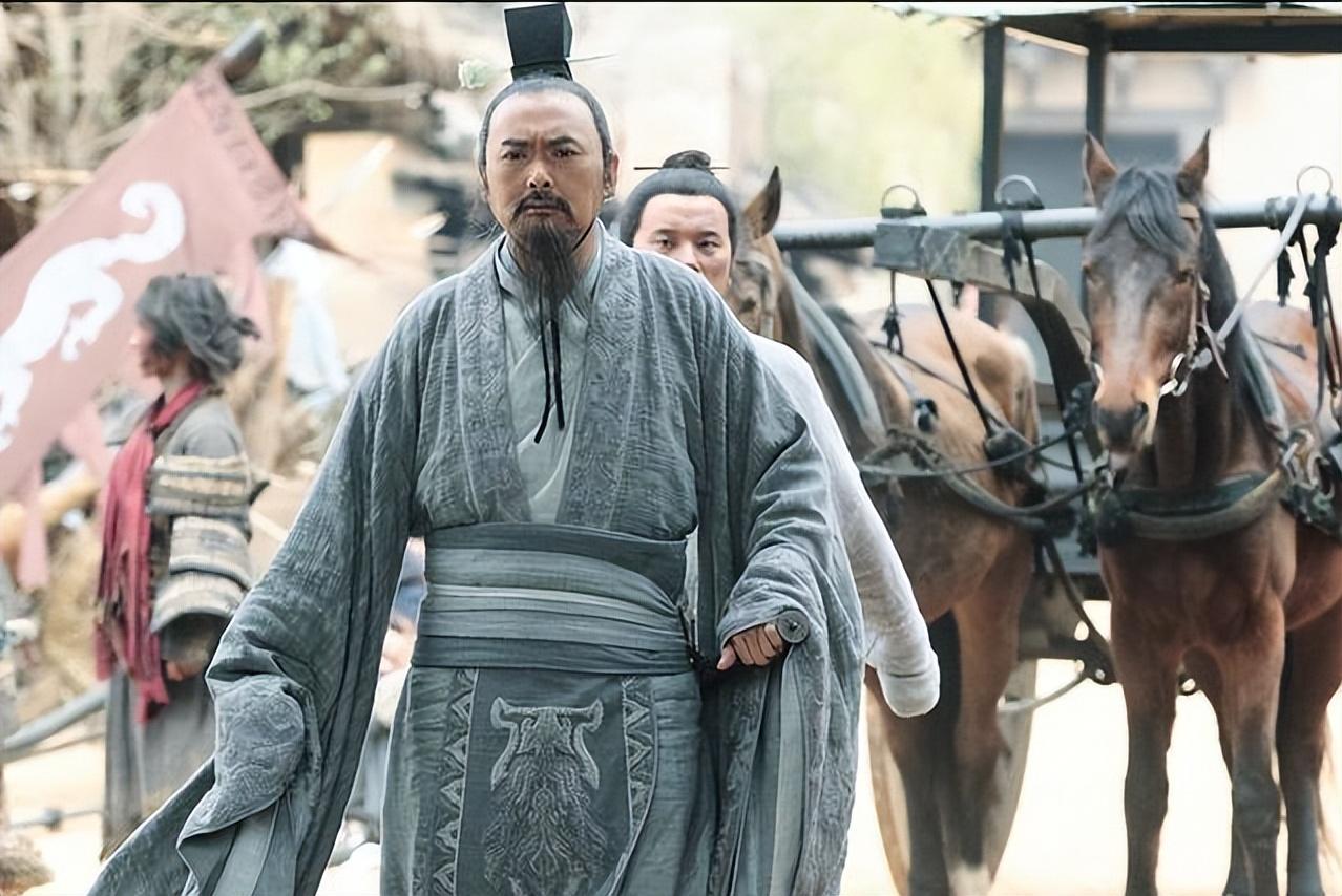 秦二世灭亡的根本原因并非源于陈胜吴广而是不容小觑的谁