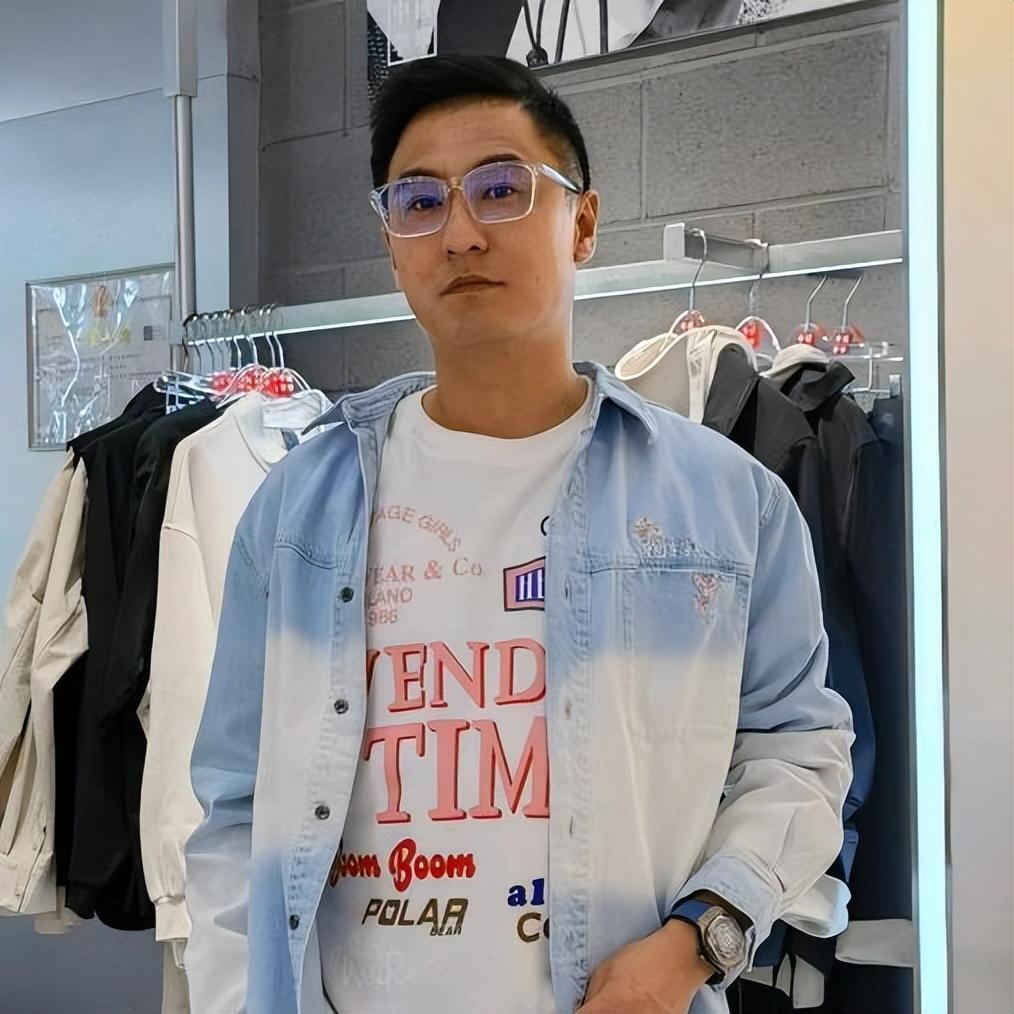 回顾李光复自小住北京四合院儿子手里几个亿为何77岁依旧拍戏