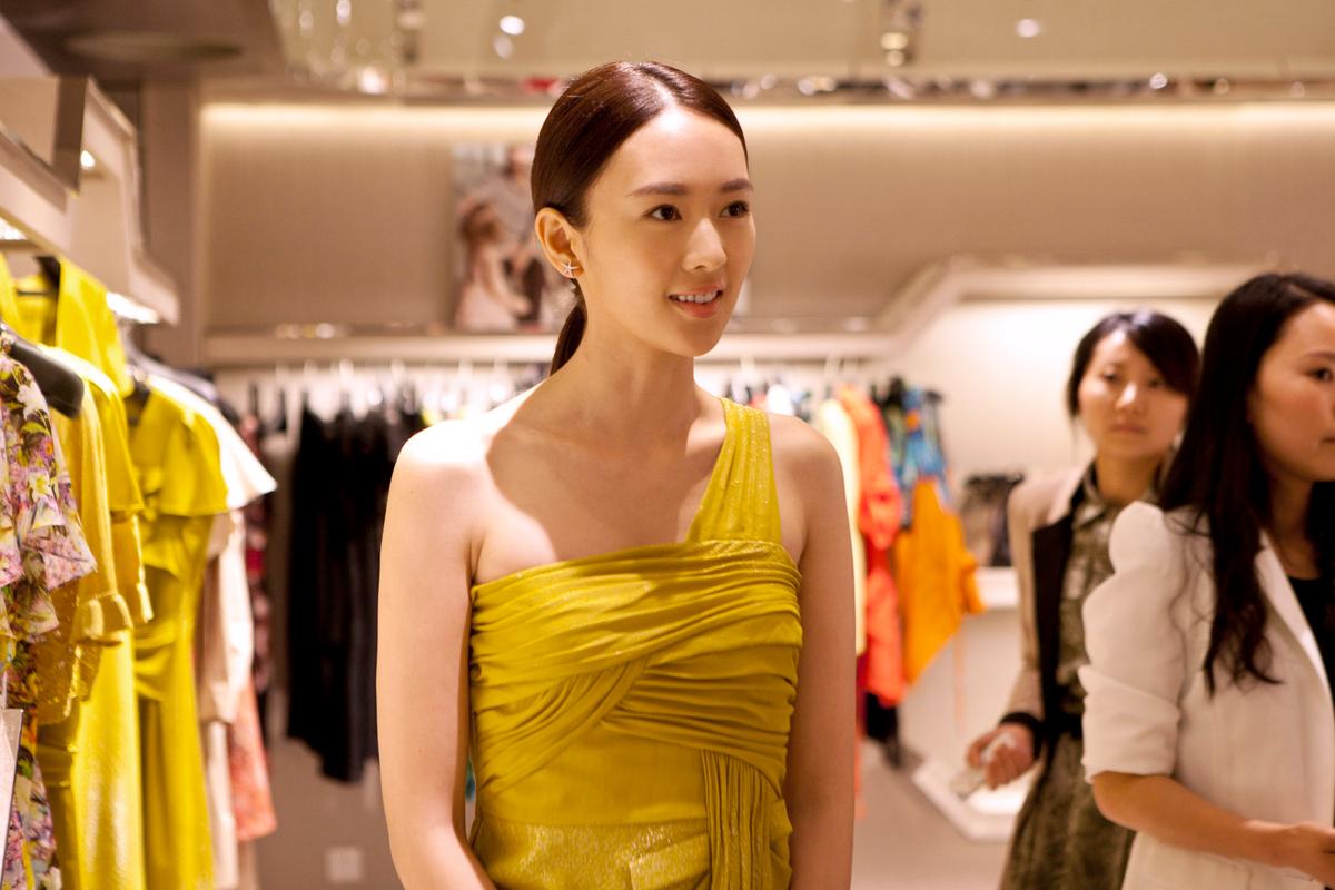 回顾资本大鳄王冉51岁娶小17岁童瑶余生要为娇妻遮风挡雨