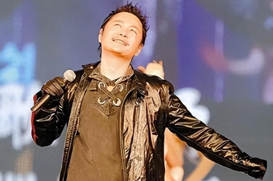 回顾周峰深圳街头离奇失踪9年时间下落不明连家人都找不到