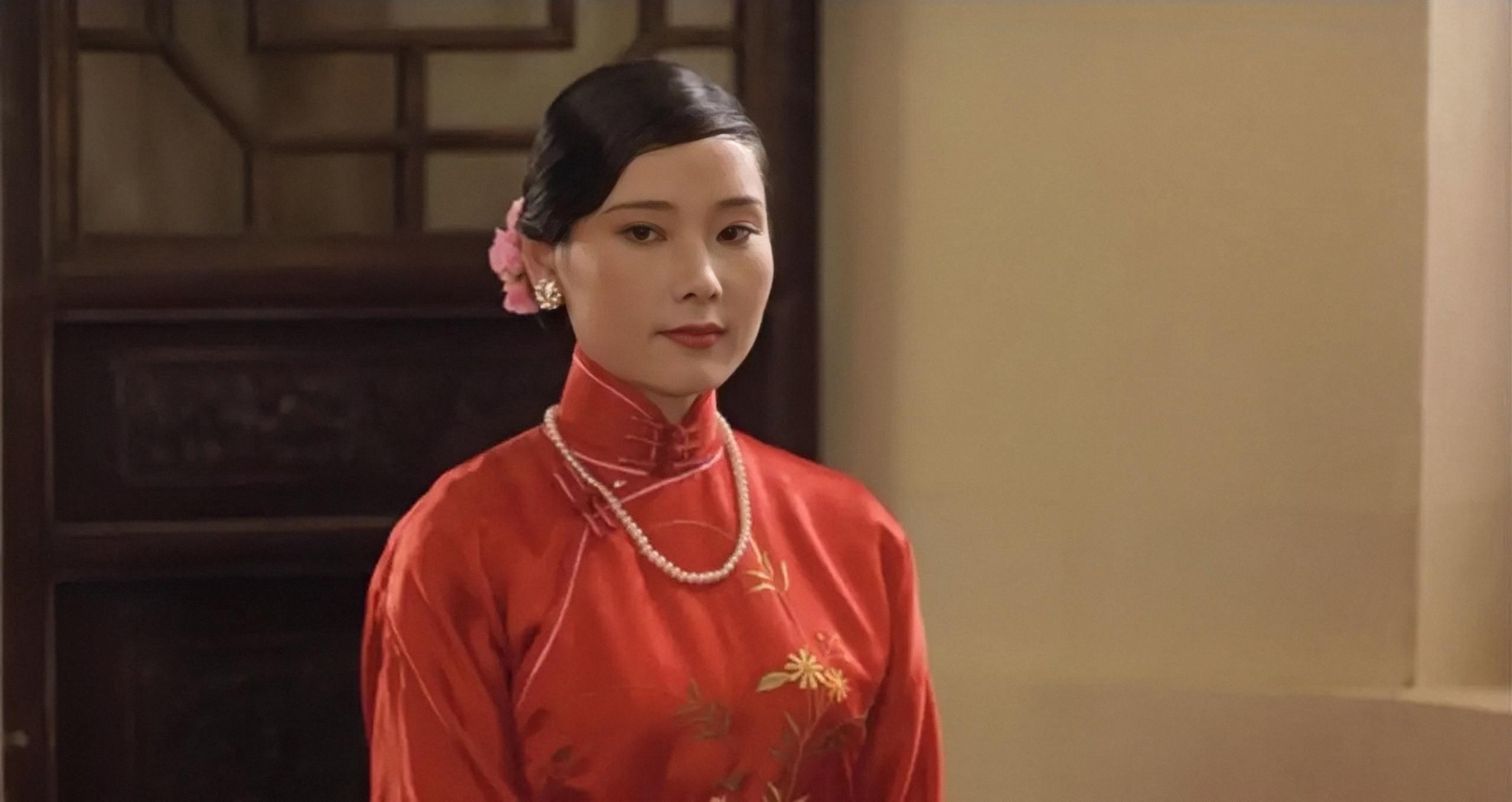 回顾何赛飞和初恋结婚不要彩礼让孩子随自己姓与老公恩爱34年