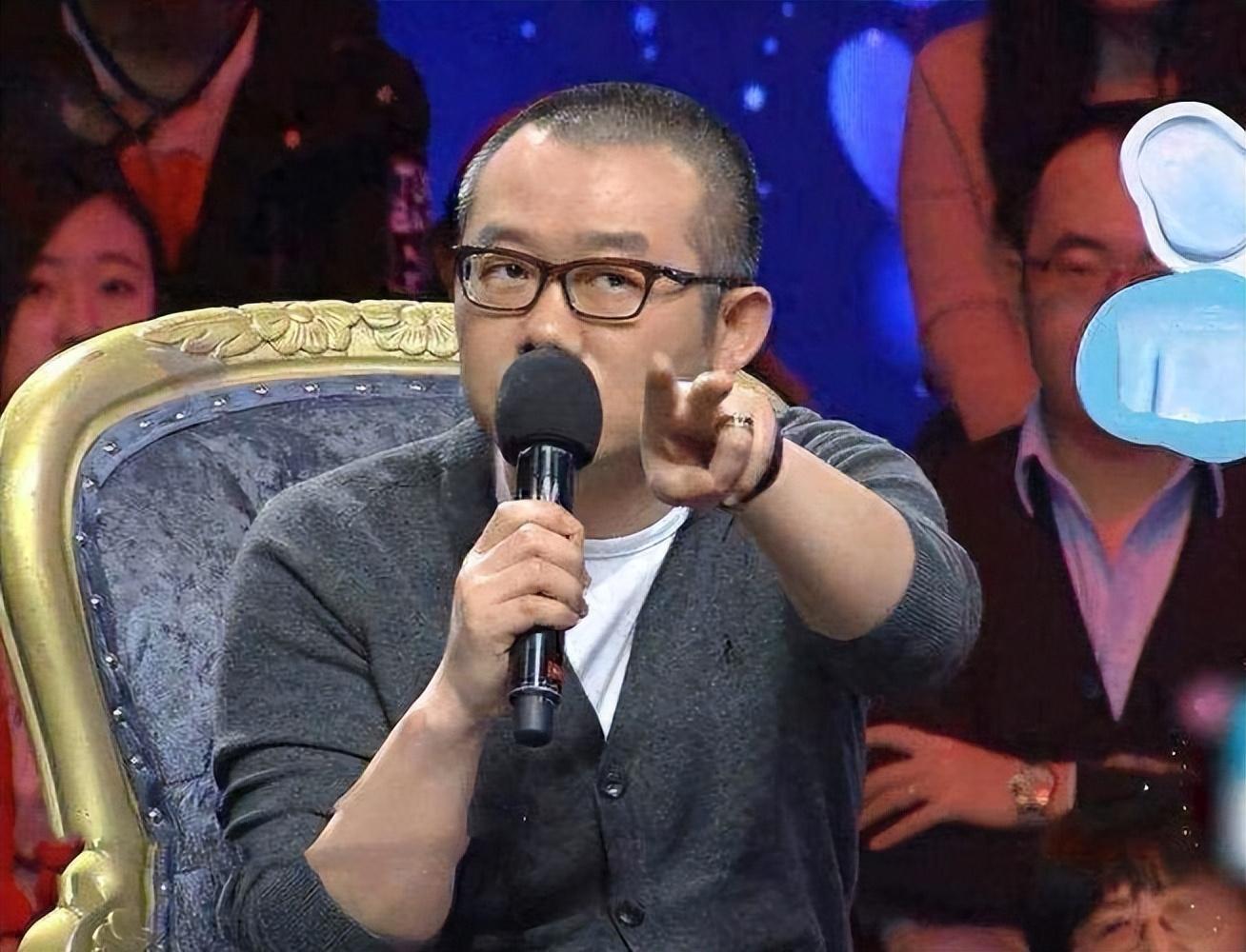 回顾涂磊从情感专家到伪君子涂磊走到这步究竟怪谁