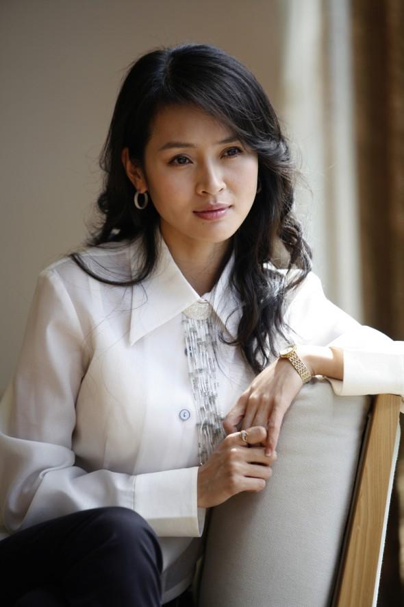 回顾于明加我这辈子正确的决定就是为普通丈夫生了两个女儿