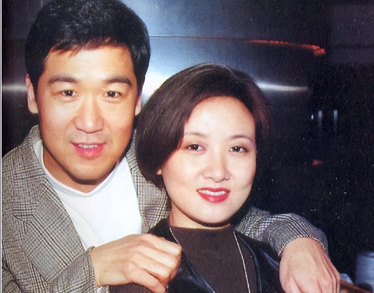 回顾张国立与罗秀春离婚34年他再婚有烦恼她至今单身牵挂儿子