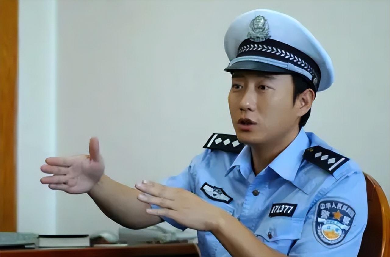 停播五年,那个拯救无数司机的"网红交警"谭乔,却拯救不了自己