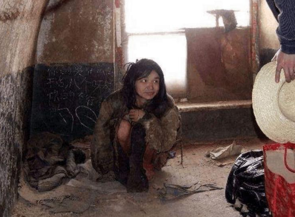 04年警方抓获逃亡12年的人贩子对方却质问为何不早点抓住我