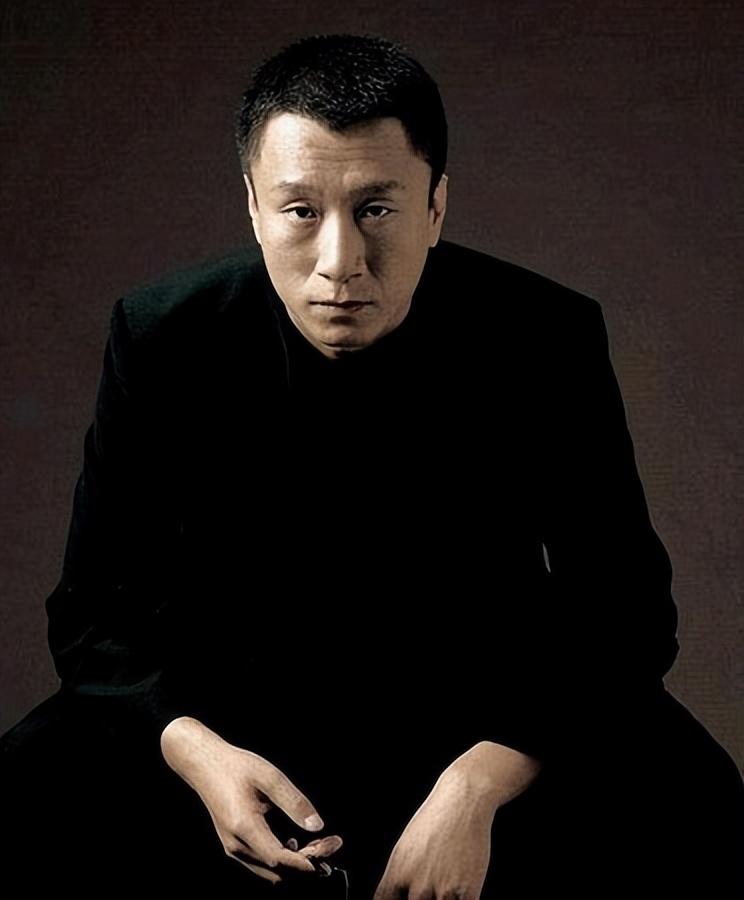 回顾孙红雷从籍籍无名走到家喻户晓如今53岁的他怎样了