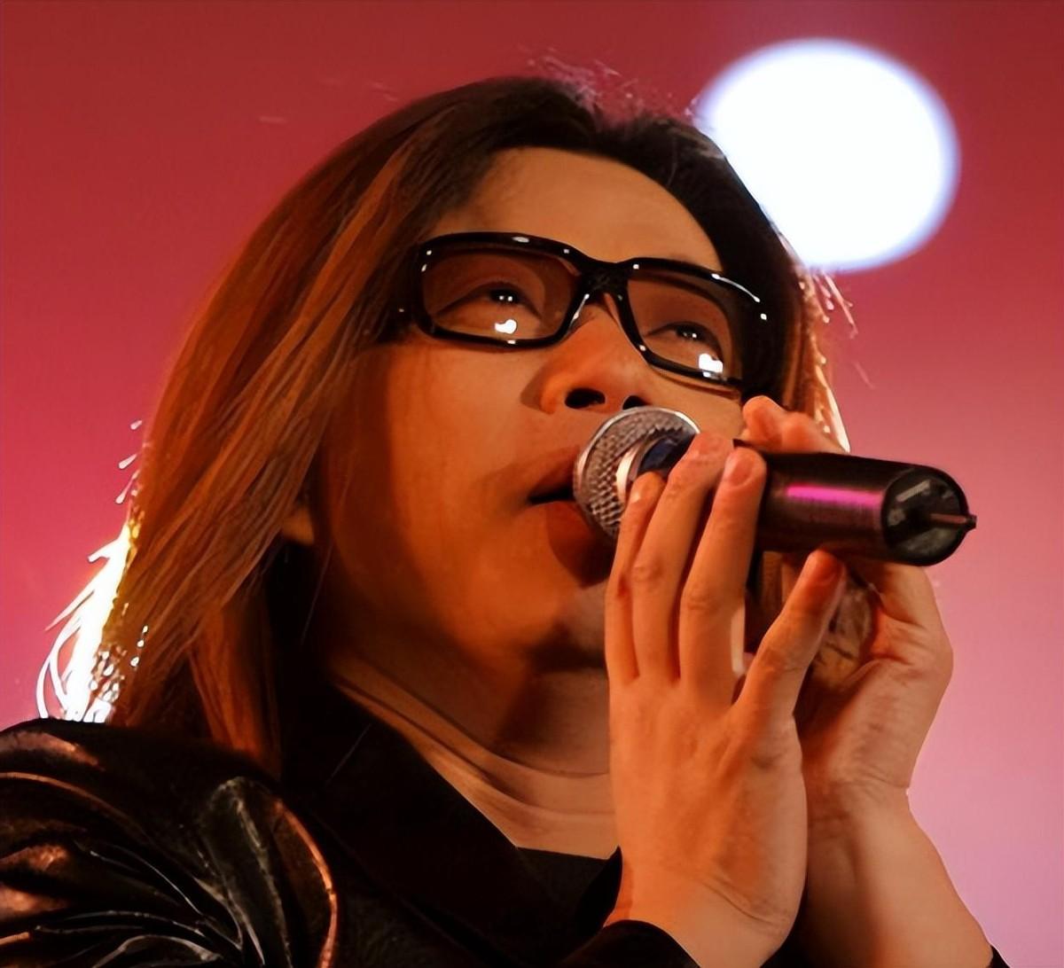 回顾歌手郭峰:无儿无女便已白头,60岁婚姻成困扰,没成家就老了