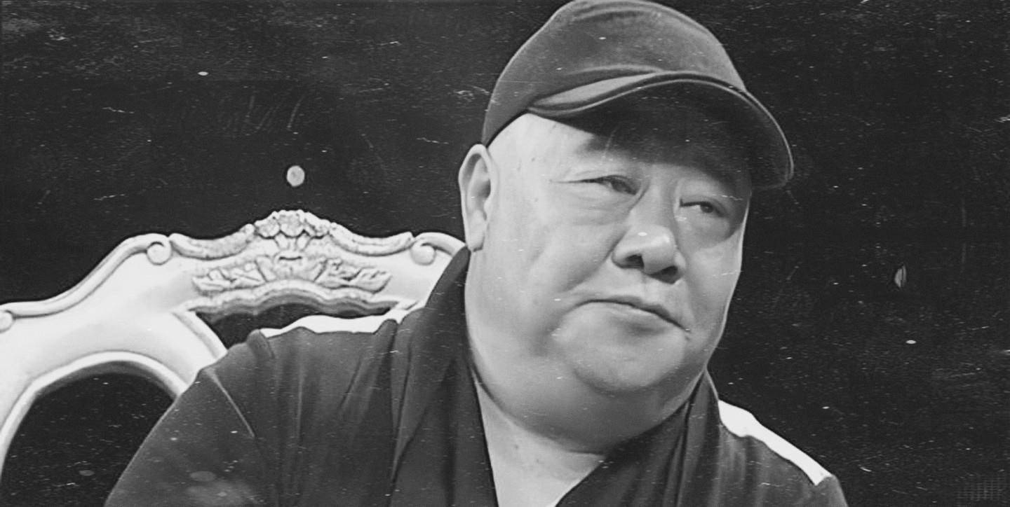 回顾刘金山为了患癌的母亲选择丁克53岁喜得一女如愿当上爸爸