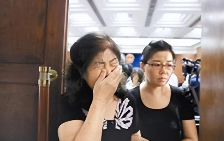 回顾深圳女子重病进icu丈夫却哭着坚持拔管岳母他出轨了