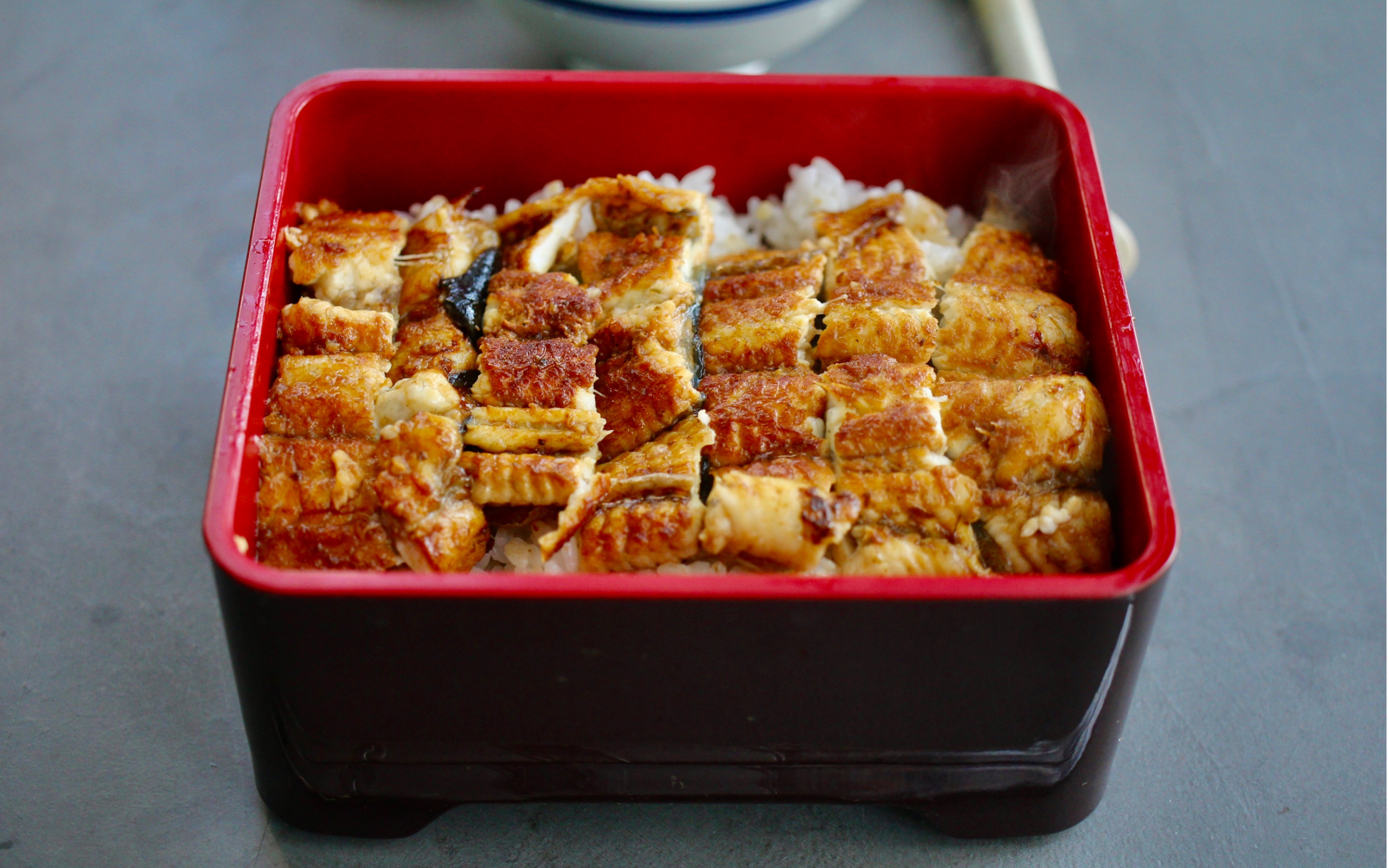美味鳗鱼饭在家也能做,大口吃饭就是这么爽!教你五种做法
