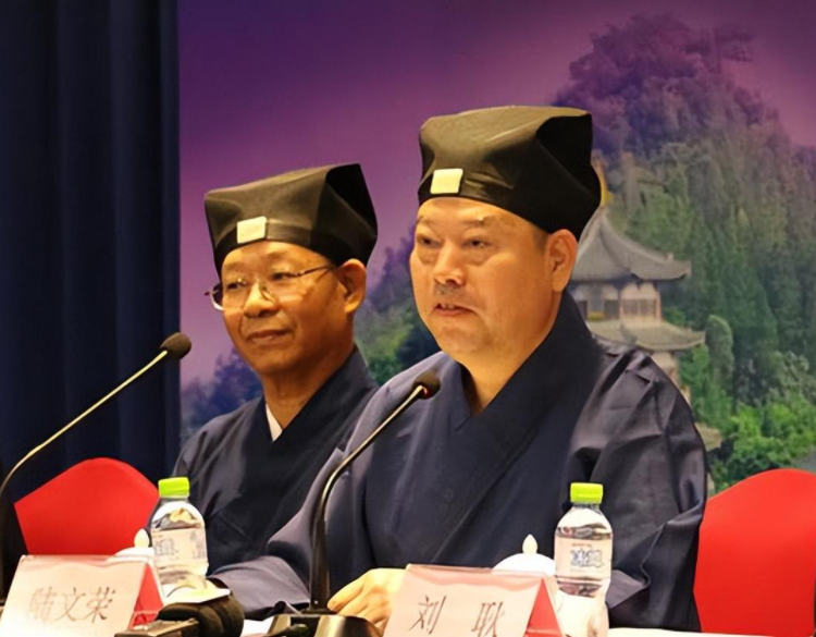 陆文荣家底被扒干净