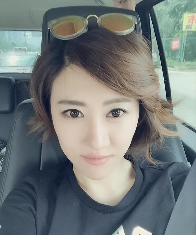 回顾王博谷我这辈子正确的决定就是给小7岁的老公巴图生2儿子