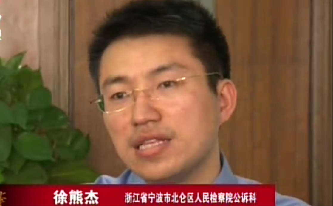 14年湖北男子报案寻妻称其有精神病警方却将丈夫抓捕她没病