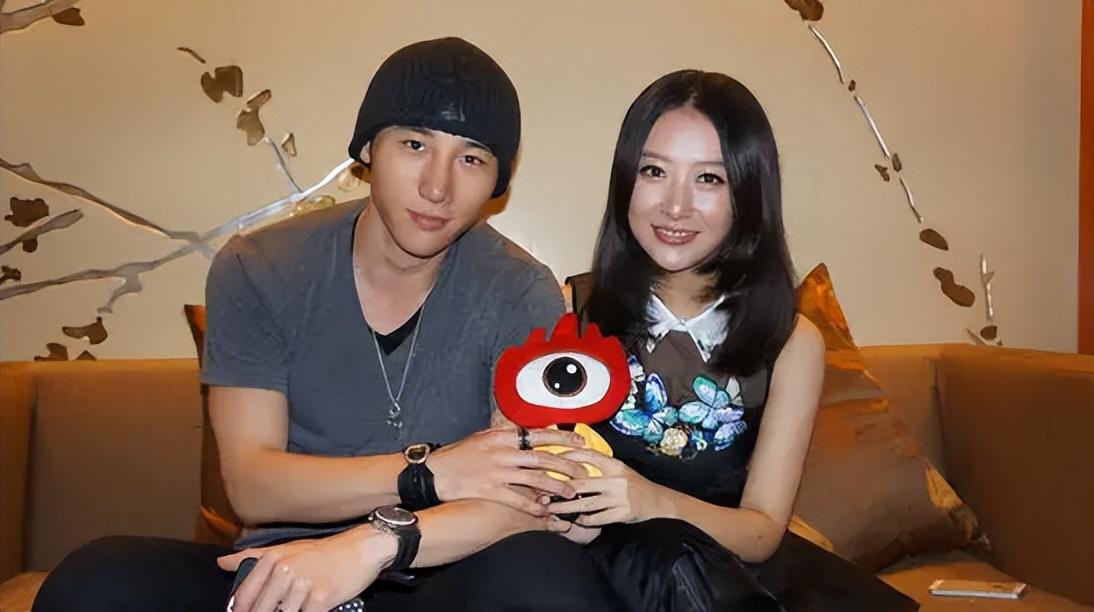 回顾白冰曾被成龙提携英皇力捧如今成为单身妈妈她经历了什么