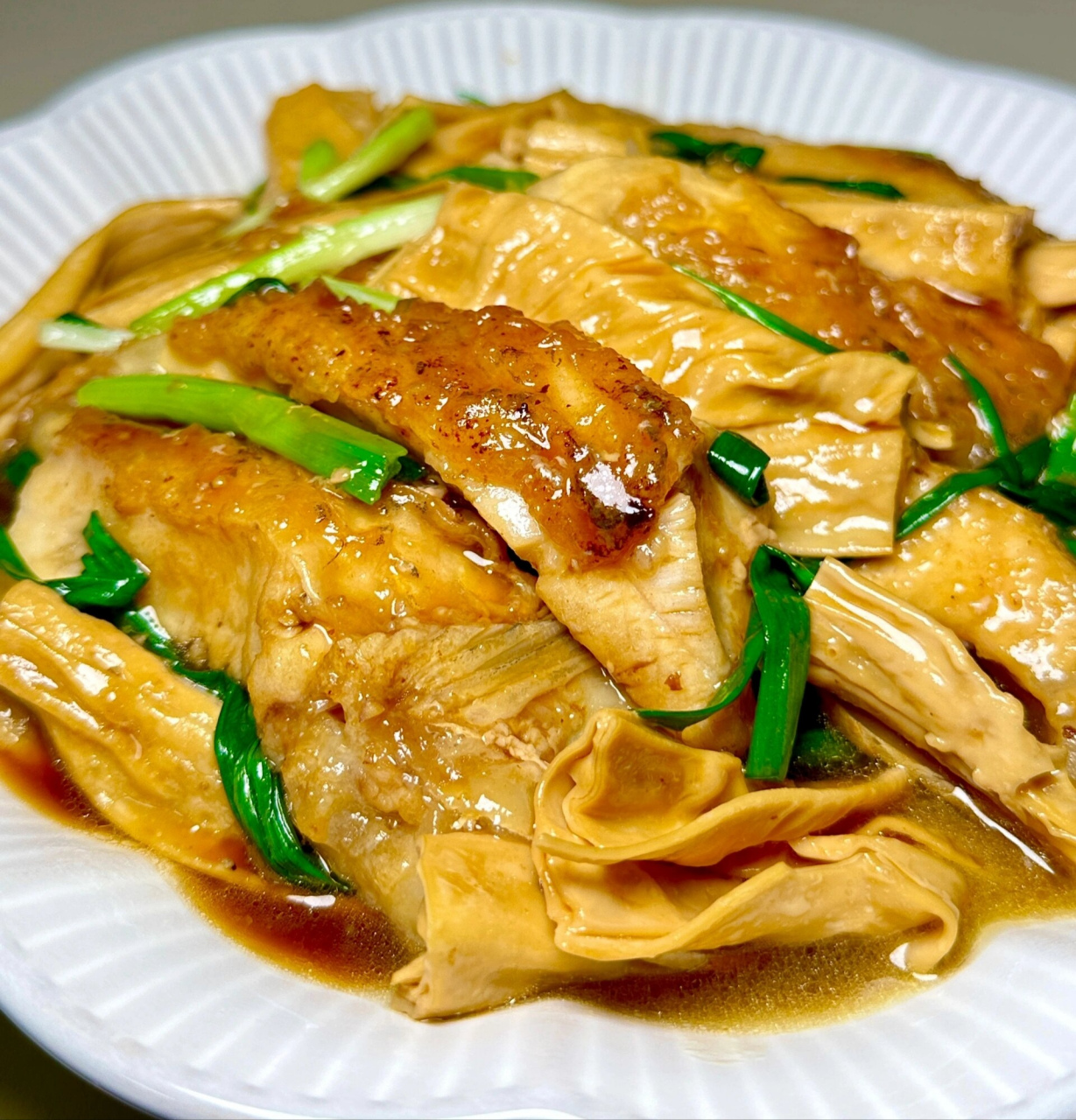 腐竹焖鱼腩