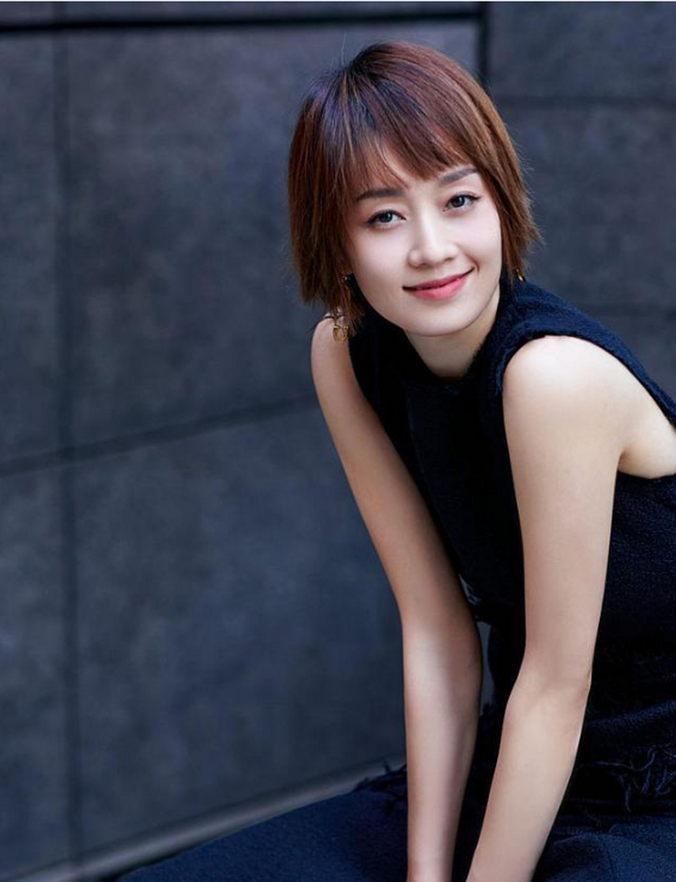 马伊琍,刘涛争相发素颜照大方喊话:我卸妆啦~[没眼看]  哈喽,各位娱乐