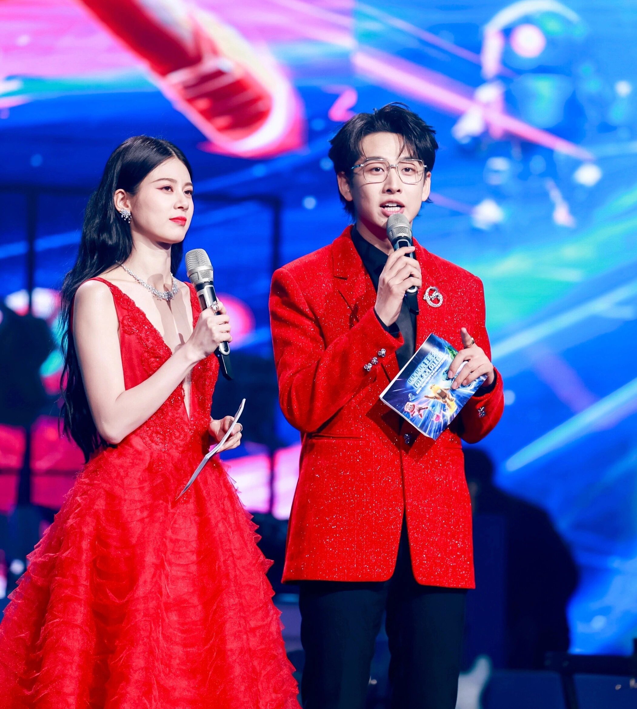 妹宝你真的火了75赵昭仪红色礼服出圈