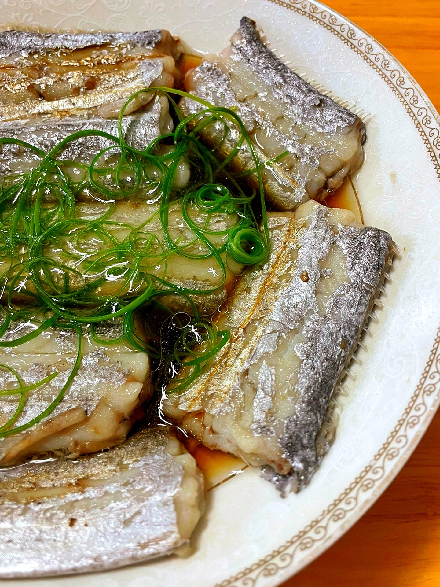 带鱼的营养价值可高了,富含 dha,epa,蛋白质,维生素和