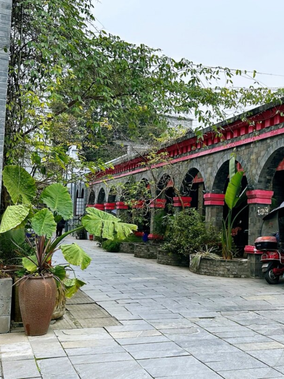 成都周边一日游  大邑安仁古镇,刘氏庄园与建川博物馆:一场时光之旅