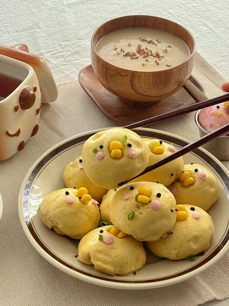 02中式早餐|90小鸡生煎包&03人参米稀  米稀:用一个较大的碗