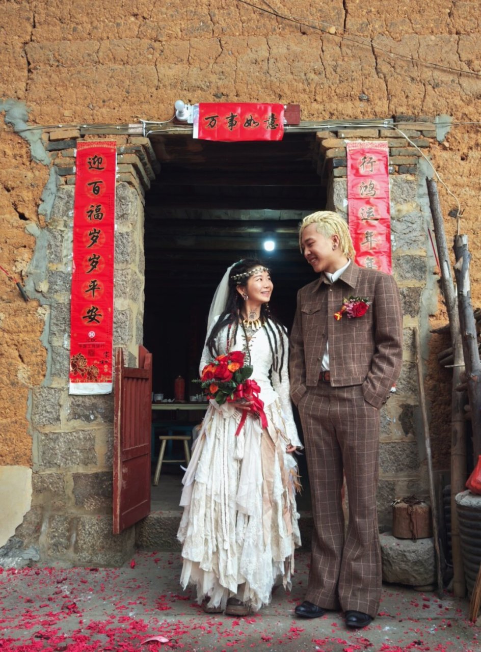 村口的婚礼  这次婚礼真的是在福建举办的,太美好了!💒  你知道吗?