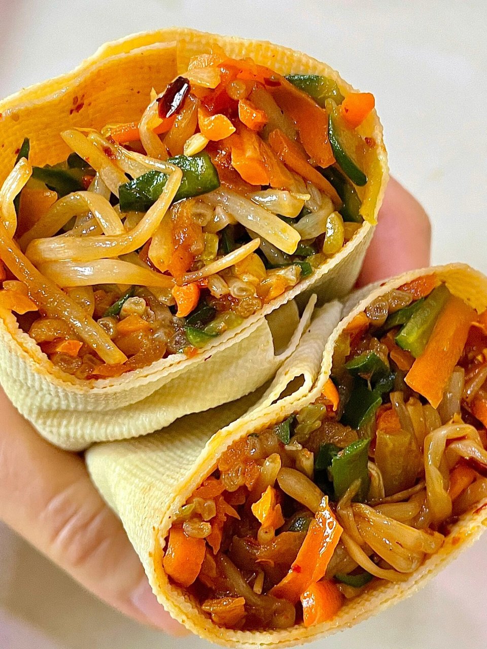 🎉一卷蔬菜,满满饱腹感:豆皮卷的魅力!