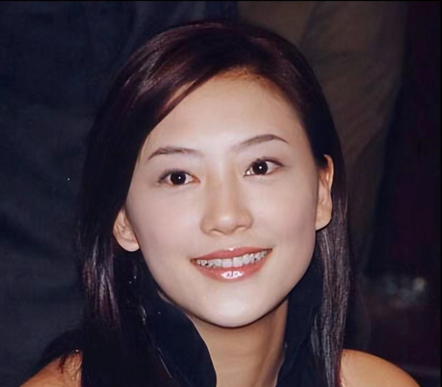 今日分享🌷🌷 应采儿的早期照 冒个泡🫧🫧🌬🫧🌬🫧