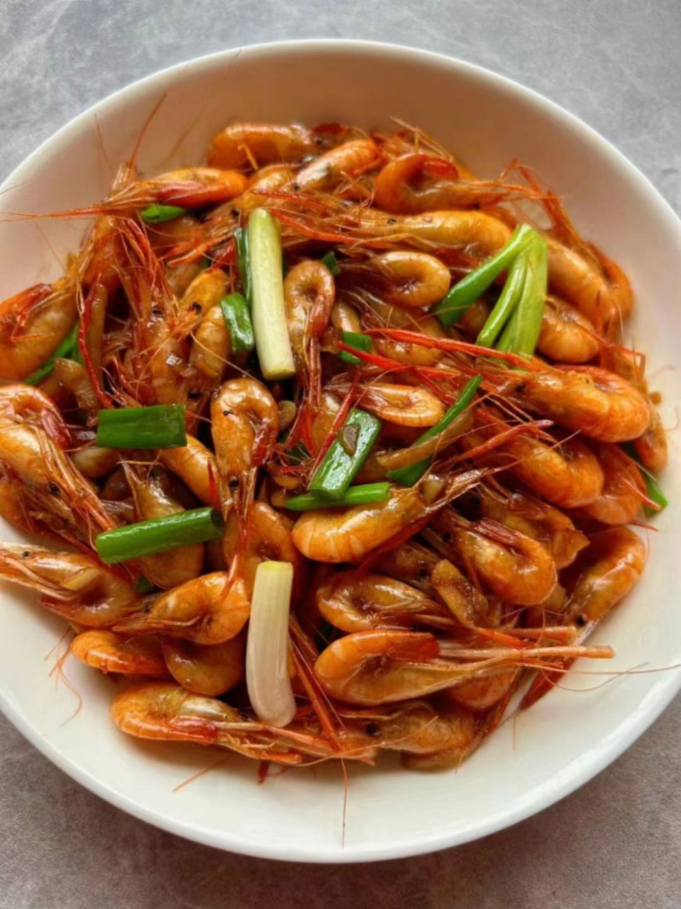河虾,葱姜蒜,小米椒