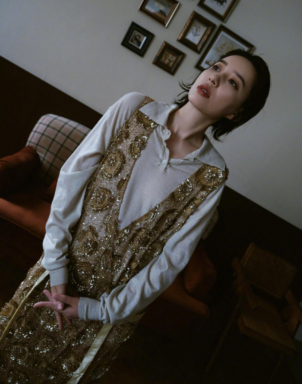 李斯丹妮最新时尚大片,表情真的是酷到我了.#热点引擎计划