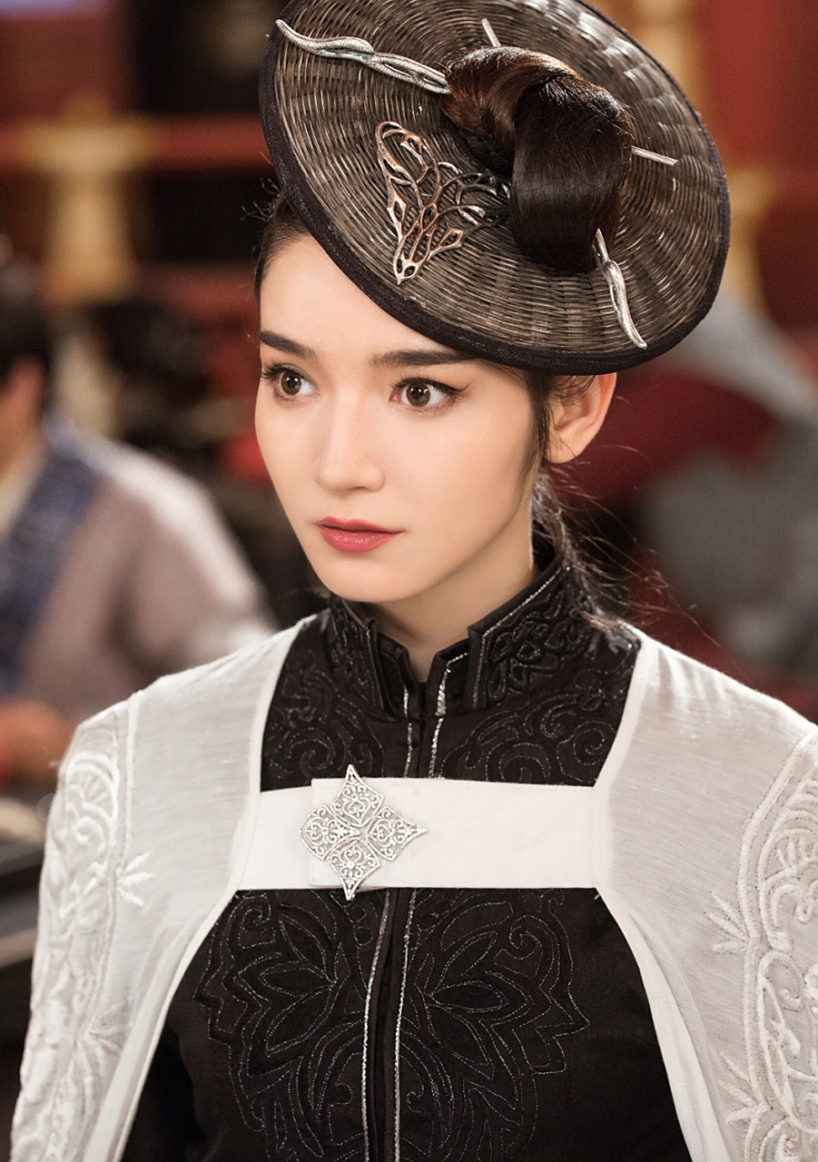 代斯古装造型大赏,美到窒息的瞬间全在这里!